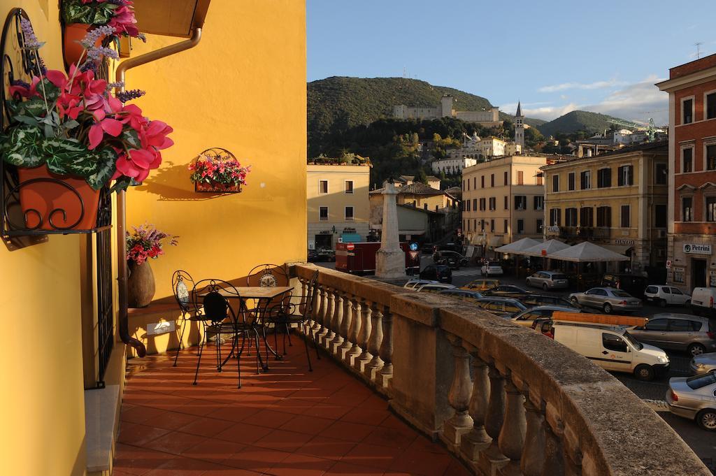 Апартаменты La Terrazza Сполето Экстерьер фото